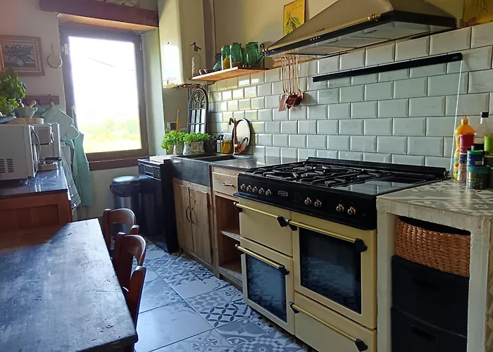 Gite Independant Avec Terrasse Saluces